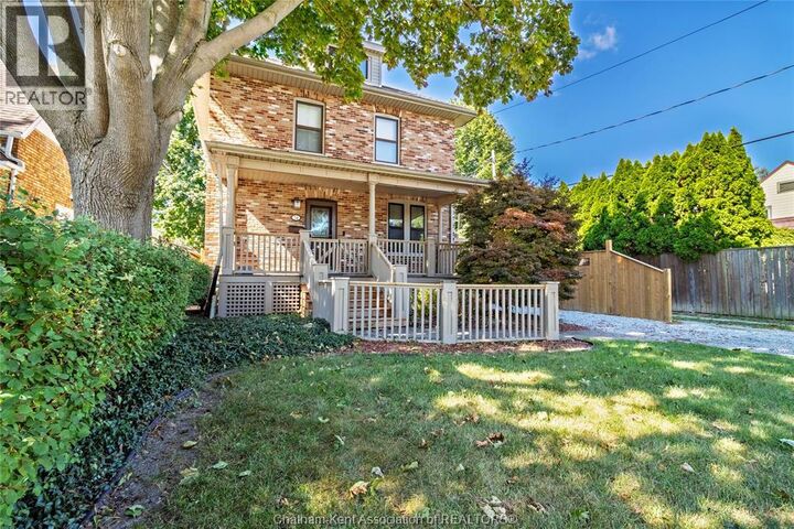 Property Photo:  74 Robertson Avenue  ON N7M 3A6 