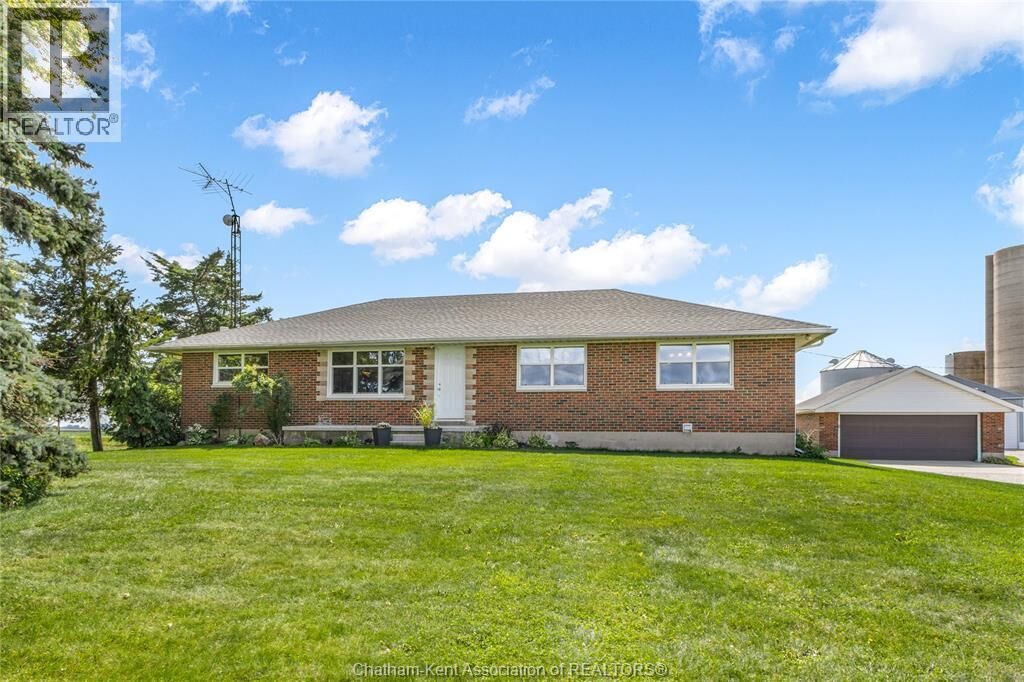 Property Photo:  27156 St Clair Road  ON N8A 4L3 