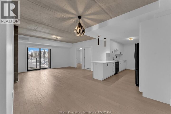 Property Photo:  2550 Sandwich West Parkway 219  ON N8H 0N4 