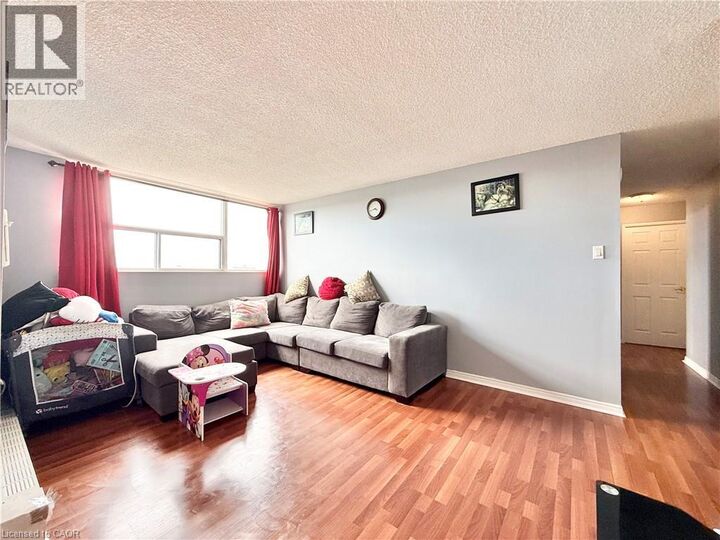 Property Photo:  2900 Battleford Road 1013  ON L5N 2V9 