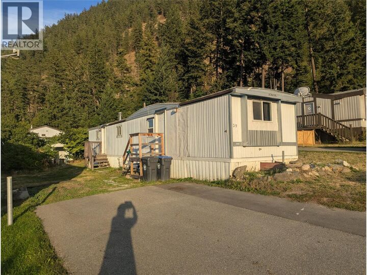 Property Photo:  1214 Okanagan Avenue 39  BC V0E 1M0 