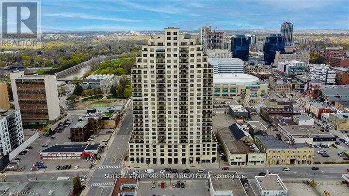 Property Photo:  330 Ridout Street North 2304  ON N6A 0A7 