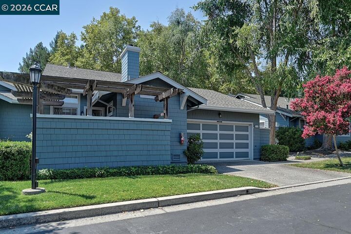 Property Photo:  1923 Lakeshire Dr  CA 94595 