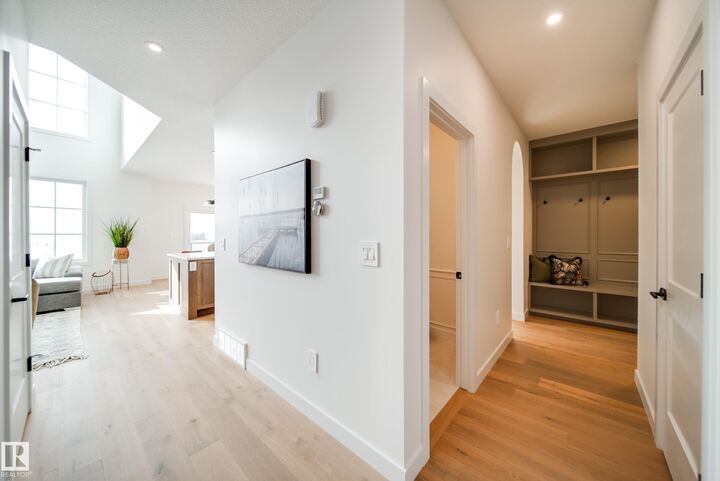 Property Photo:  73 Chartres Close  AB T8T 2E1 