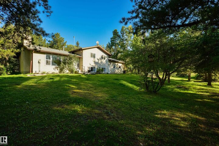 Property Photo:  2103 Twp Road 525 B 4  AB T7Y 2L4 