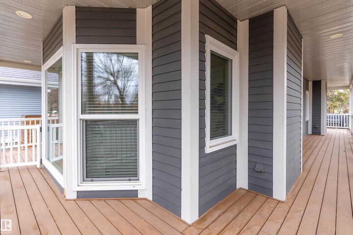 Property Photo: 9654 100 Street NW AB T5K 0T6