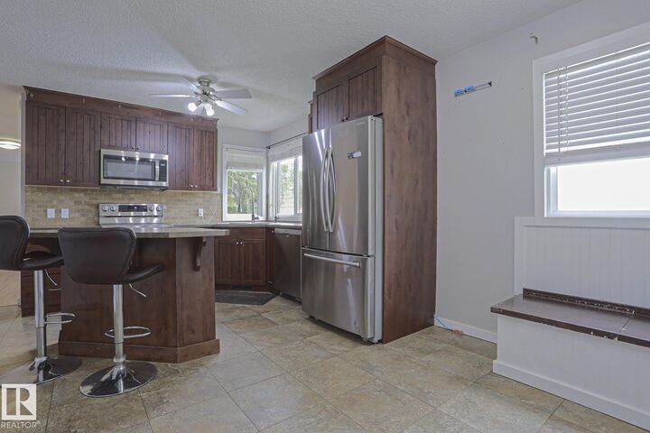 Property Photo:  53212 Rge Road 14  AB T7Y 0G3 
