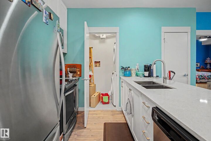 Property Photo:  5 St Louis Street 103  AB T8N 7T2 