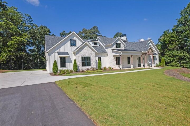 Property Photo: 255 Clear Creek Preserve Way GA 30536