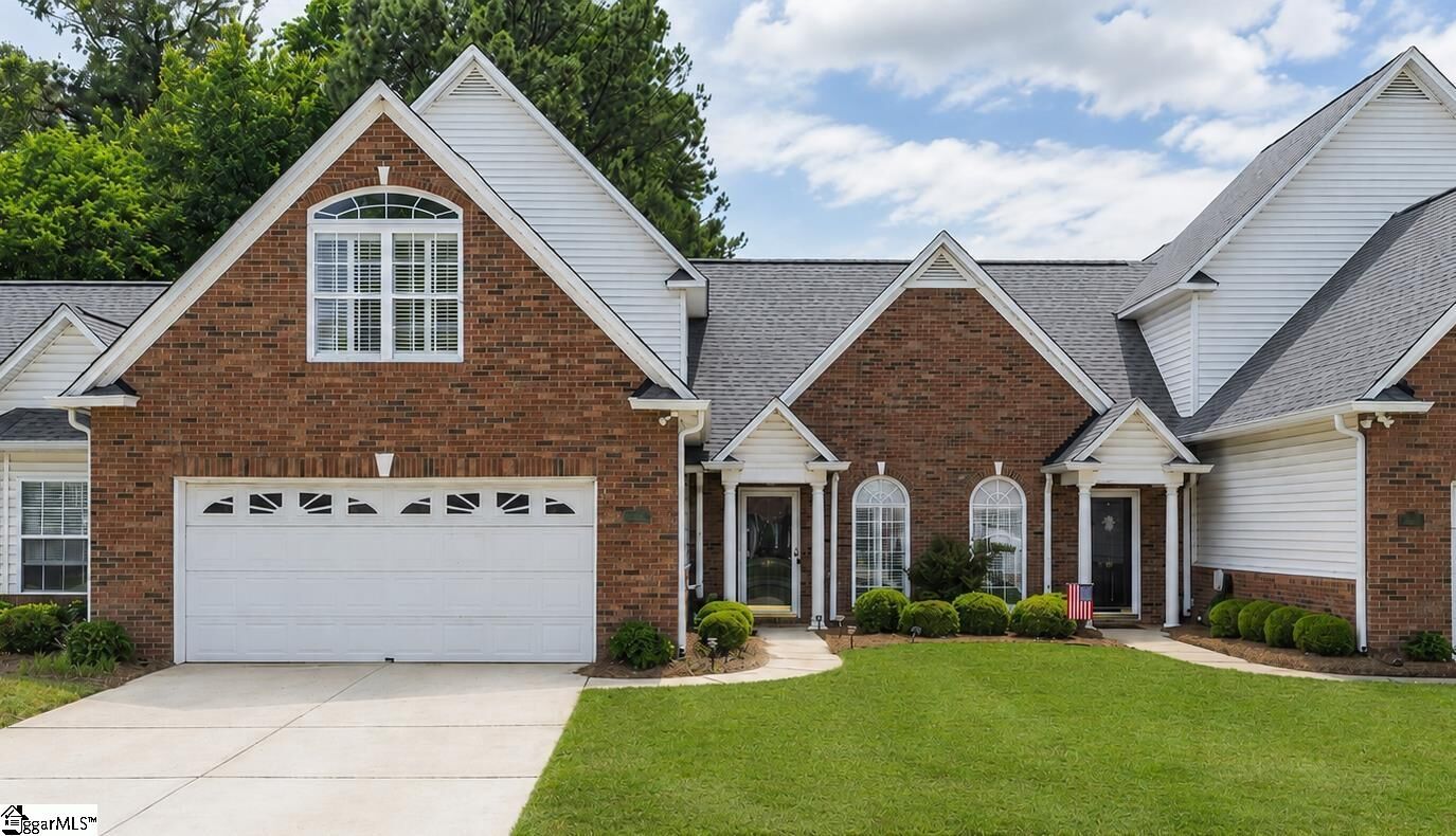 Property Photo:  648 Ivybrooke Avenue  SC 29615 