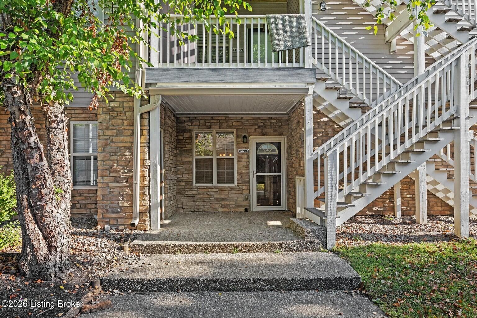 Property Photo:  13202 Prospect Glen Way  KY 40059 