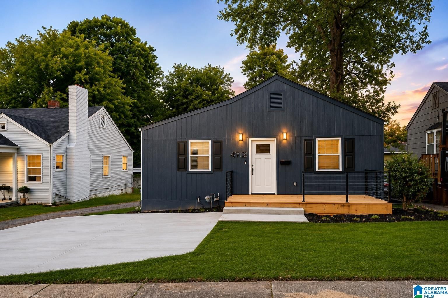 Property Photo:  4713 Avenue I  AL 35208 