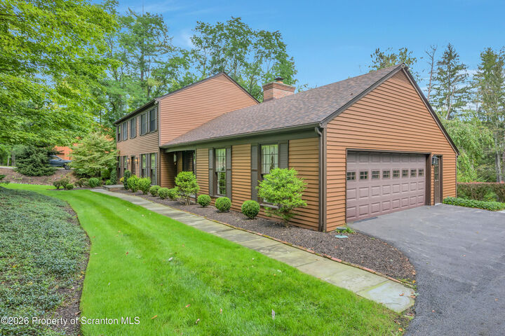 Property Photo:  513 Clinton Street  PA 18471 