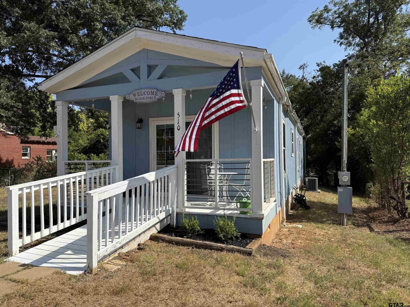 Property Photo:  510 E Henderson St.  TX 75684 