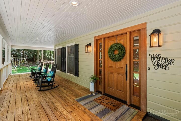 Property Photo:  406 Deerfield Forest Parkway  NC 28607 