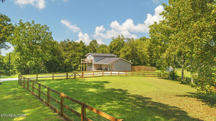 Property Photo: 2170 Stone Rd TN 37709