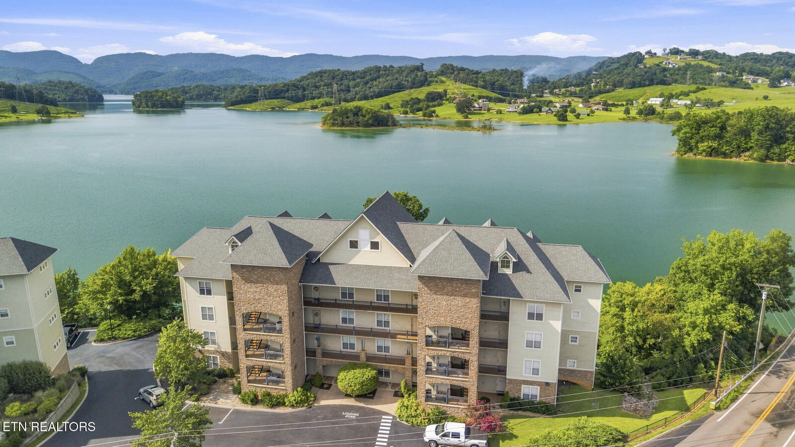 Property Photo:  112 Sandpiper Lane  TN 37708 