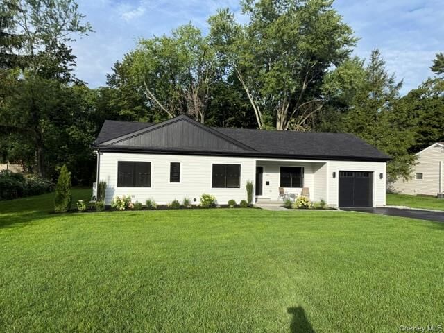 Property Photo:  100 Hazelton Circle  NY 10510 