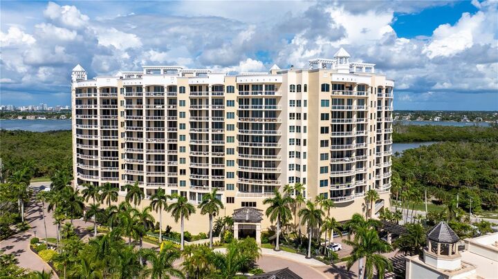 Property Photo:  1300 Benjamin Franklin Drive 908  FL 34236 