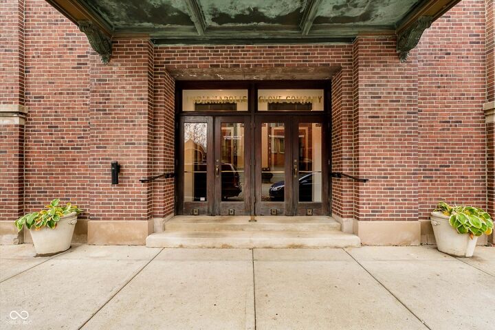Property Photo:  430 N Park Avenue 309  IN 46202 