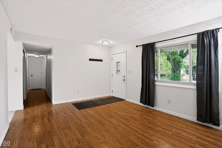 Property Photo:  1384 Countryside Lane  IN 46231 