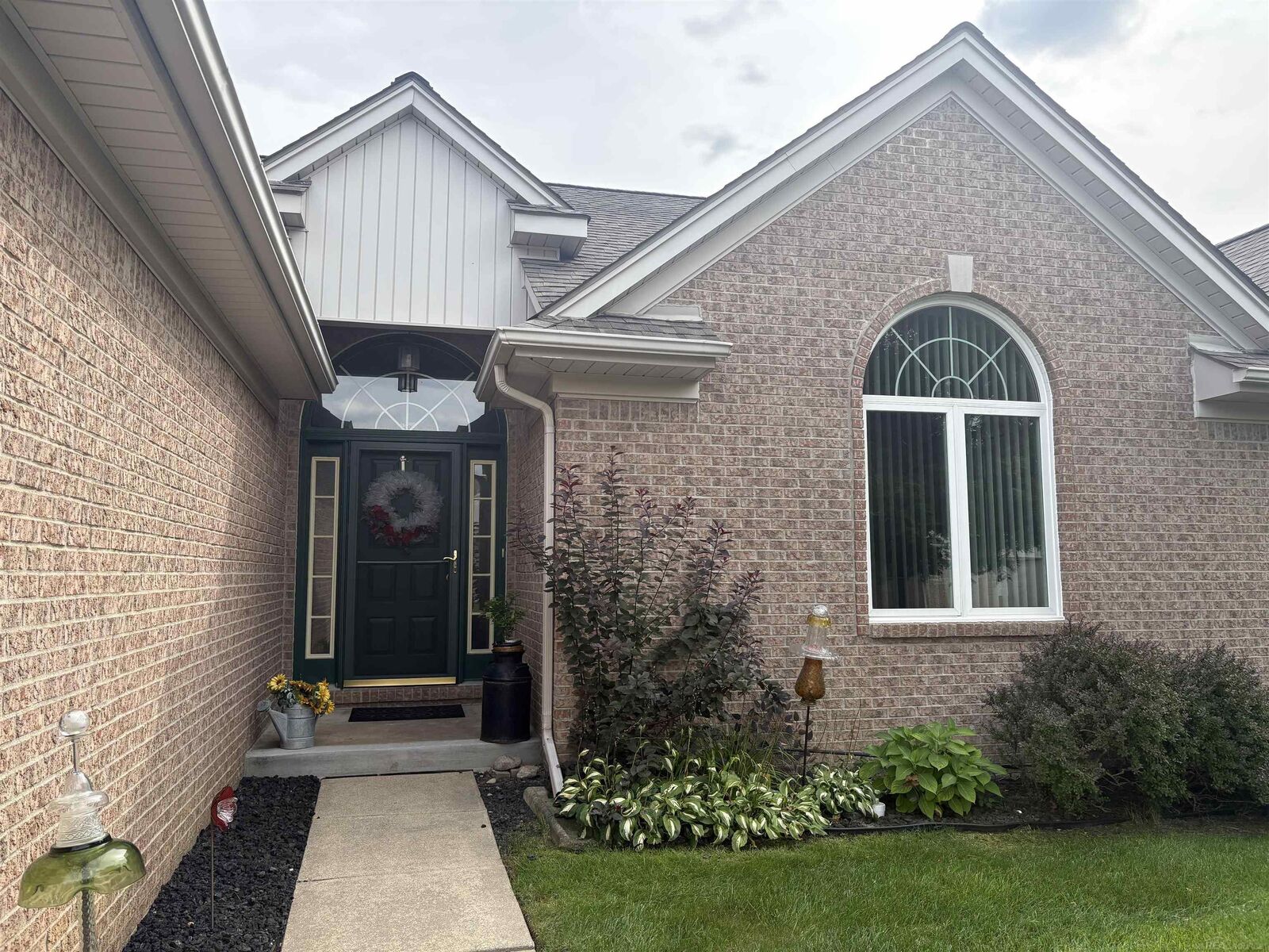 Property Photo:  34994 Swan Creek Boulevard  MI 48062 