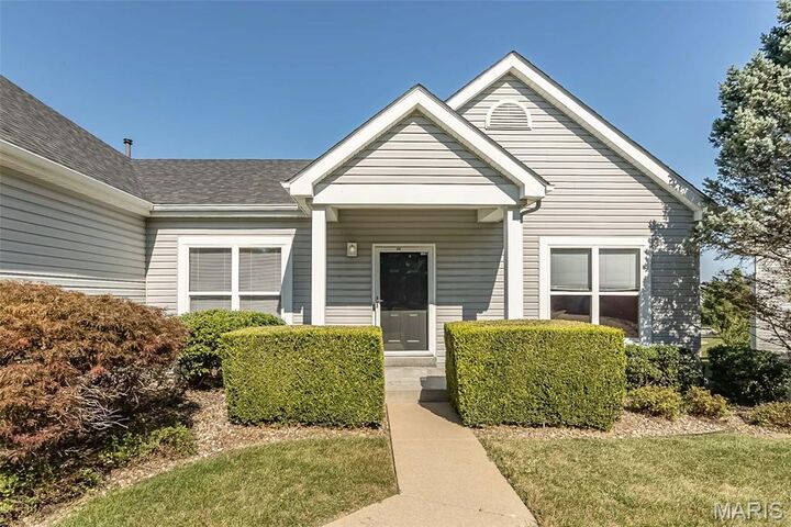 Property Photo:  865 Bellerive Manor Drive  MO 63141 