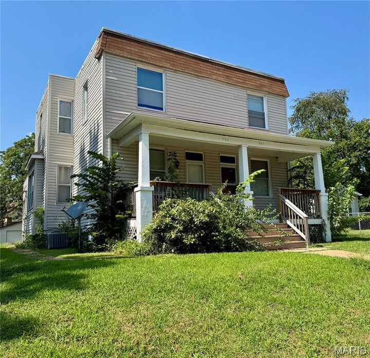 Property Photo:  905 N Church Street  IL 62220 