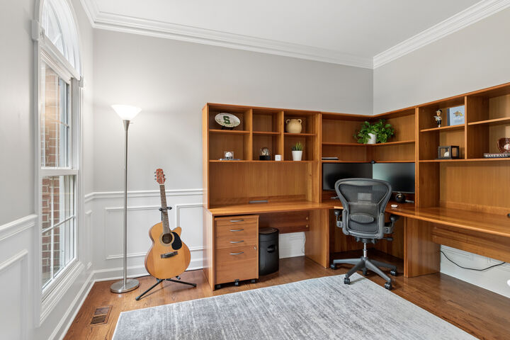 Property Photo:  3708 Landsdown Avenue  IL 60564 