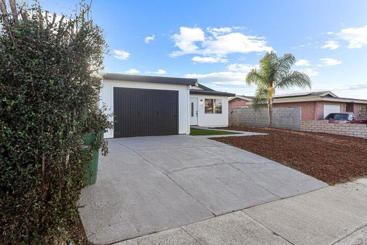 Property Photo:  1380 Piedra St Street  CA 92154 