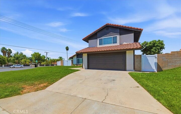 Property Photo: 11247 Bonnie View CA 92555