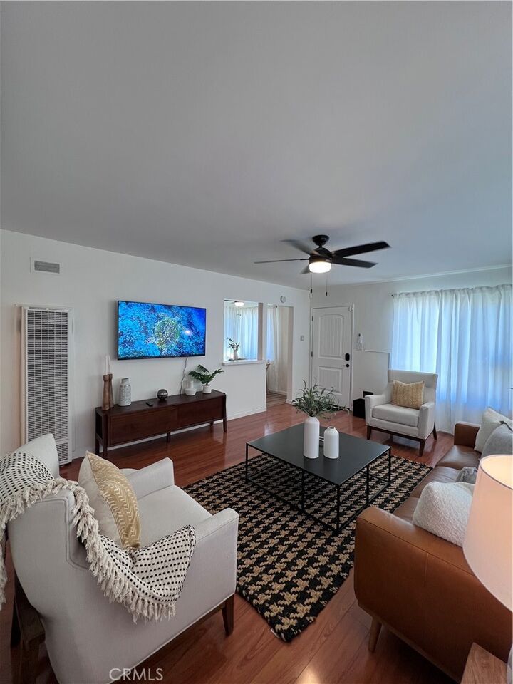 Property Photo:  5536 Linden Avenue  CA 90805 