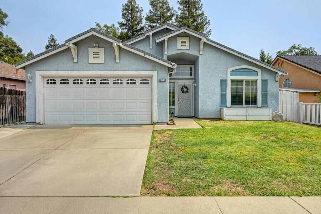 Property Photo:  7130 Shingle Wood Way  CA 95673 