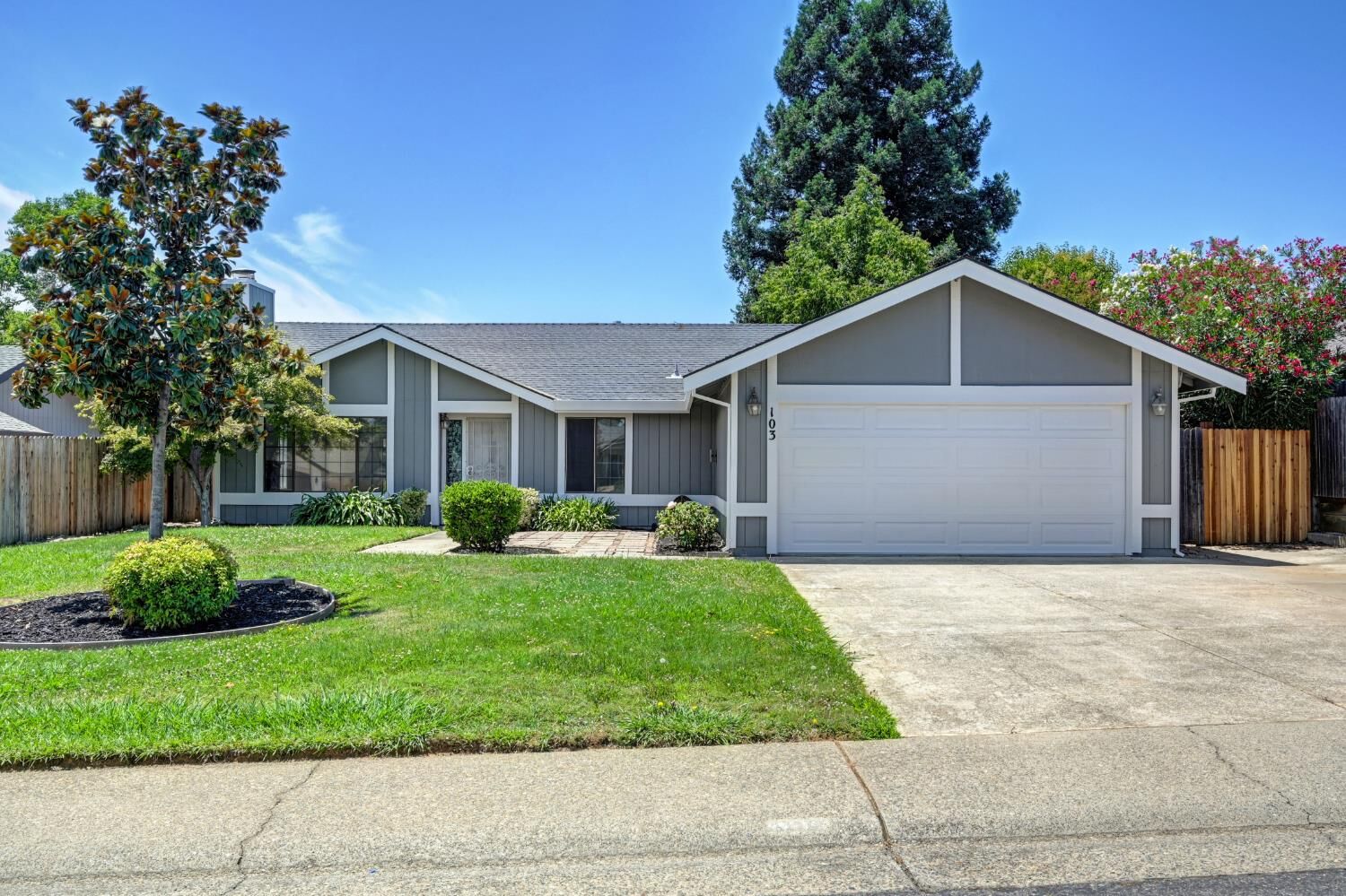 Property Photo: 103 Ponderosa Court CA 95630