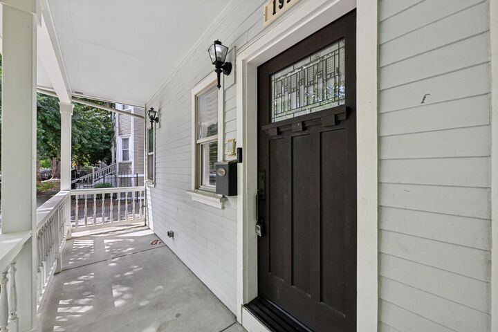 Property Photo:  1914 6th Street  CA 95811 
