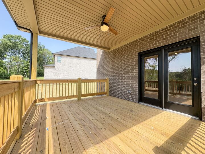 Property Photo:  503 Claire Ct  TN 37087 