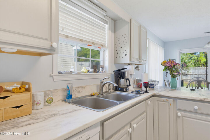 Property Photo:  110 Belvedere Drive  NC 28445 