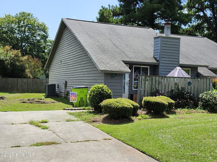 Property Photo:  1 Mulberry Lane A  NC 28562 