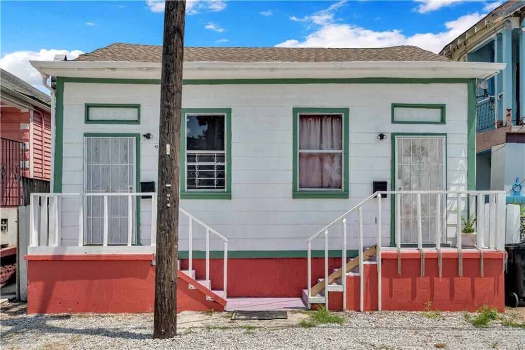 Property Photo: 1639 41 N Villere Street LA 70116