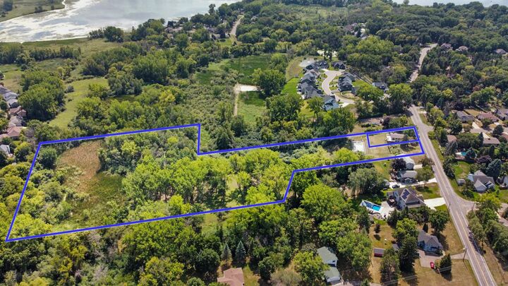 Property Photo: 3032 Labore Road MN 55109