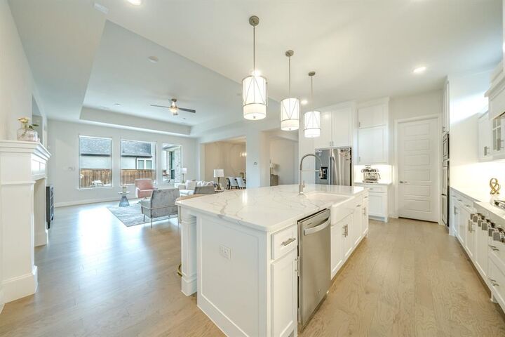 Property Photo:  1518 Viridian Park Lane  TX 76005 