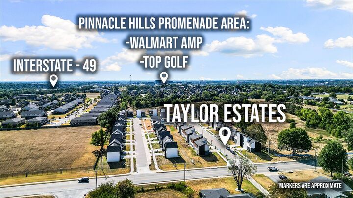 Property Photo:  2701 W Bonnie Lane  AR 72758 