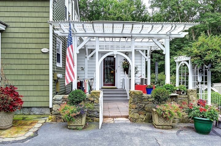Property Photo: 647 Main St B MA 01537