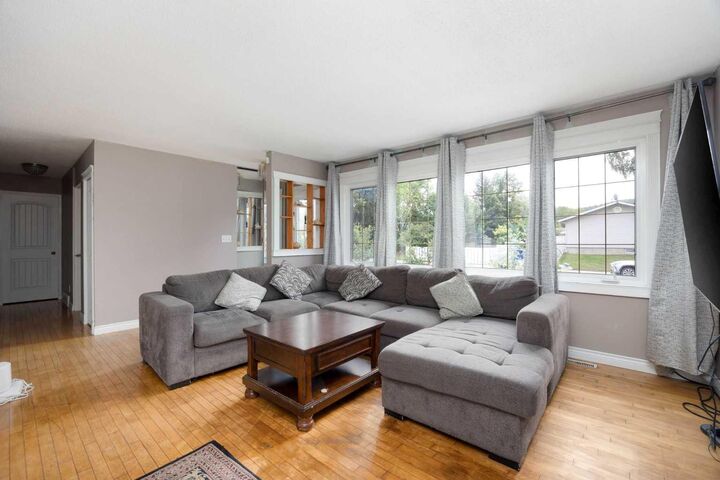 Property Photo:  34 Biggs Avenue  AB T9H 1M1 