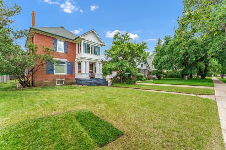 Property Photo:  335 1 Street SE  AB T1A 0A5 