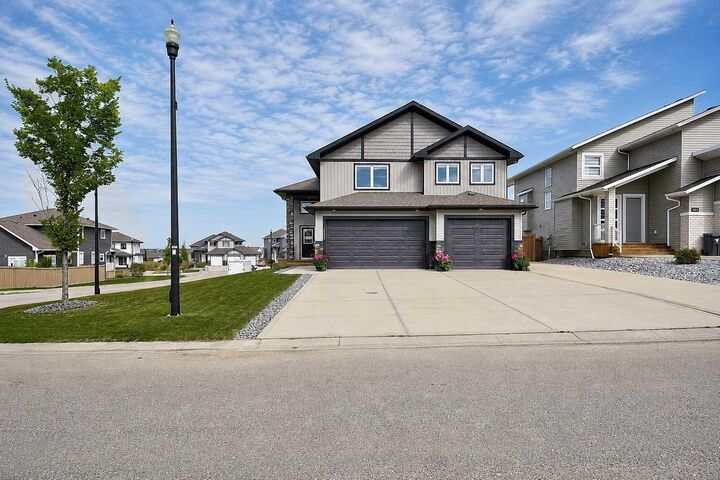 Property Photo:  10620 151 Avenue  AB T8V 0P1 
