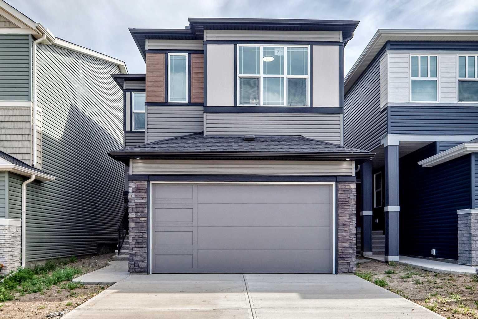 Property Photo:  72 Lucas Gardens NW  AB T3P 2S1 