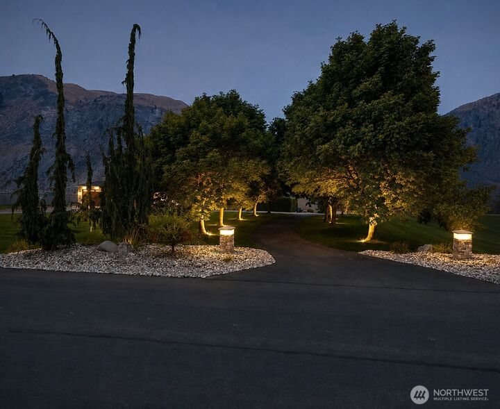 Property Photo:  84  Orchard Place  WA 98843 