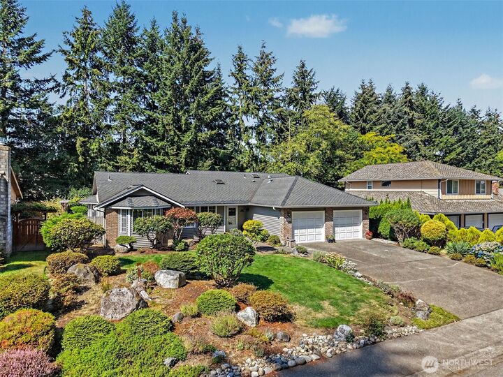Property Photo:  12324  43 Drive SE  WA 98208 