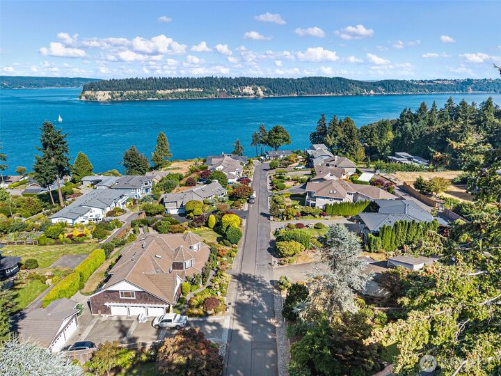 Property Photo: 2410 55th Street Ct NW WA 98335
